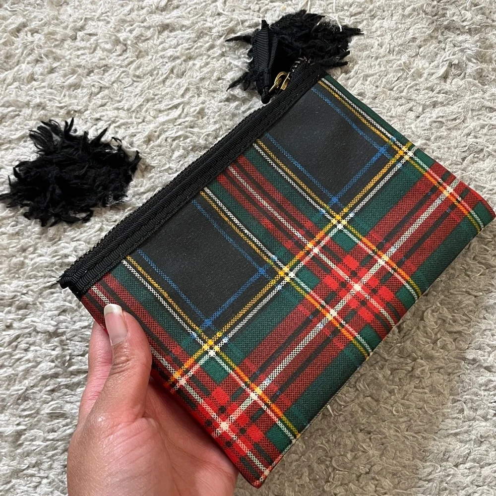 Plaid Zipper Pouch size 7x5 in no brand